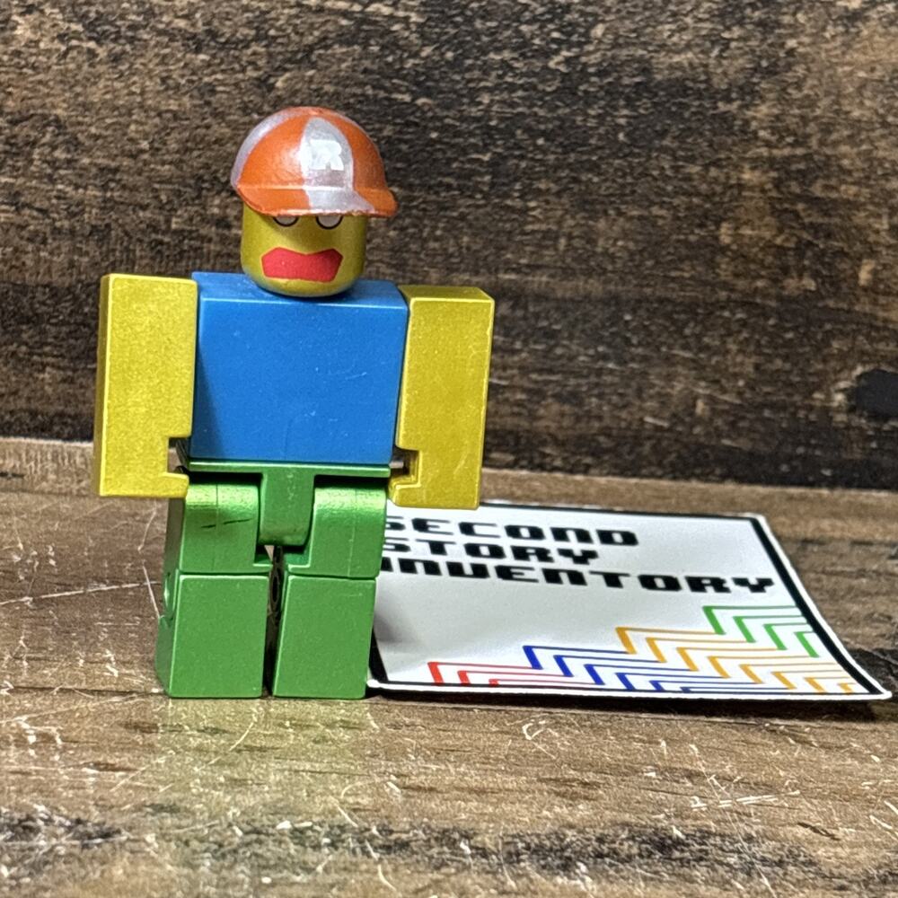ROBL0X Icons GOLD CLASSIC NOOB 3” Action Figure w Hat (NO SIGN & NO CODE)